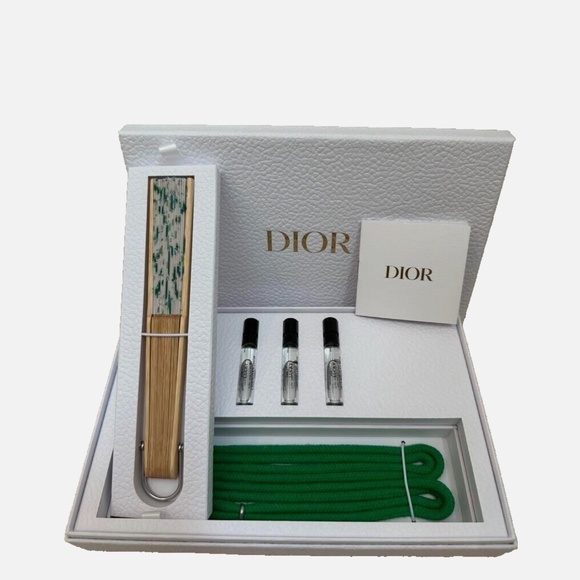 Christian Dior Lucky Set Green Folding Fan Strap in Box BNIB NEW - Picture 1 of 6